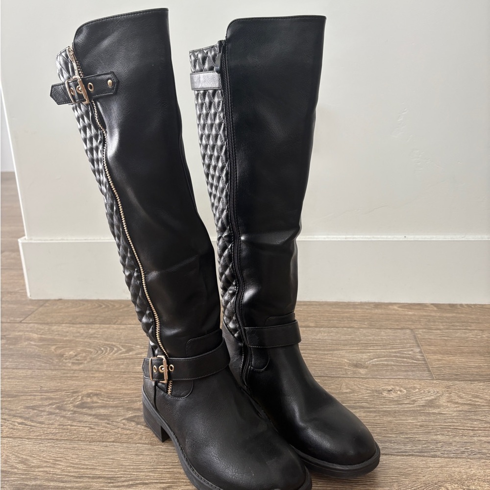 Black Knee-High Women's Boots